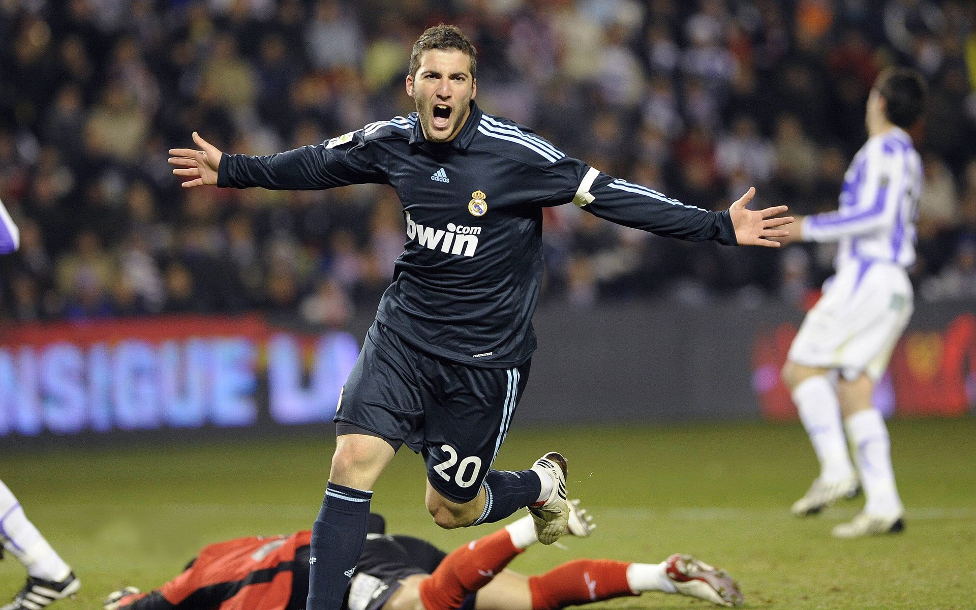 数据显示：中方终段划频提升更明显，中方终于重拳出击,中情局